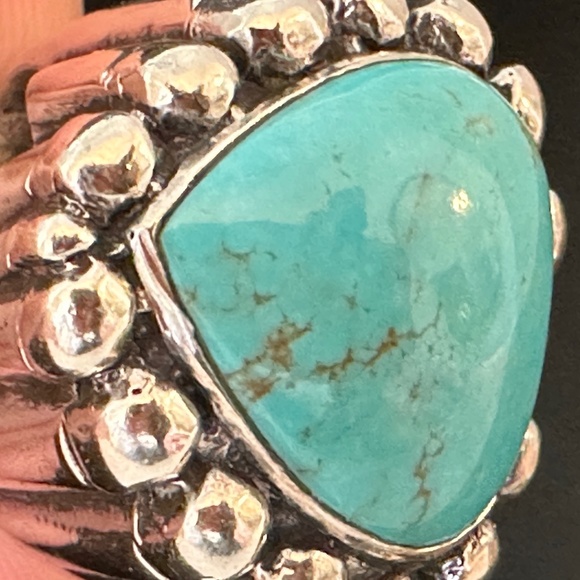 Dian Malouf Turquoise Heart Cocktail Ring - Picture 5 of 8